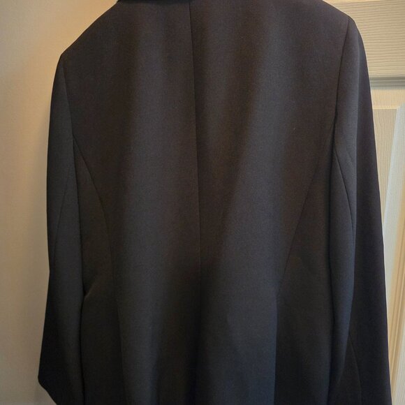 Tahari Arthur Levine NWT size 14 pant suit B&W white - Picture 8 of 8